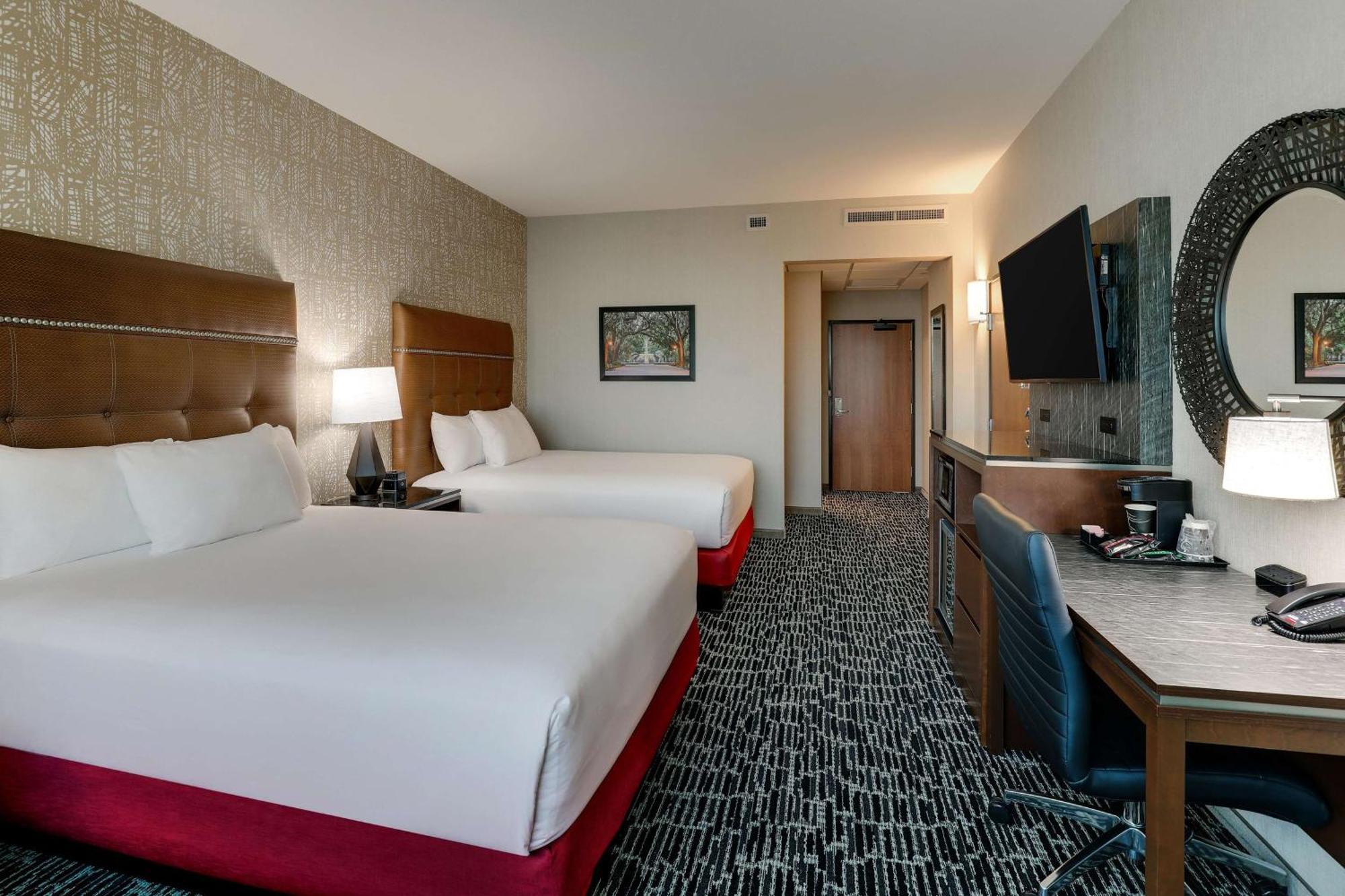 Drury Plaza Hotel Savannah بولِر المظهر الخارجي الصورة
