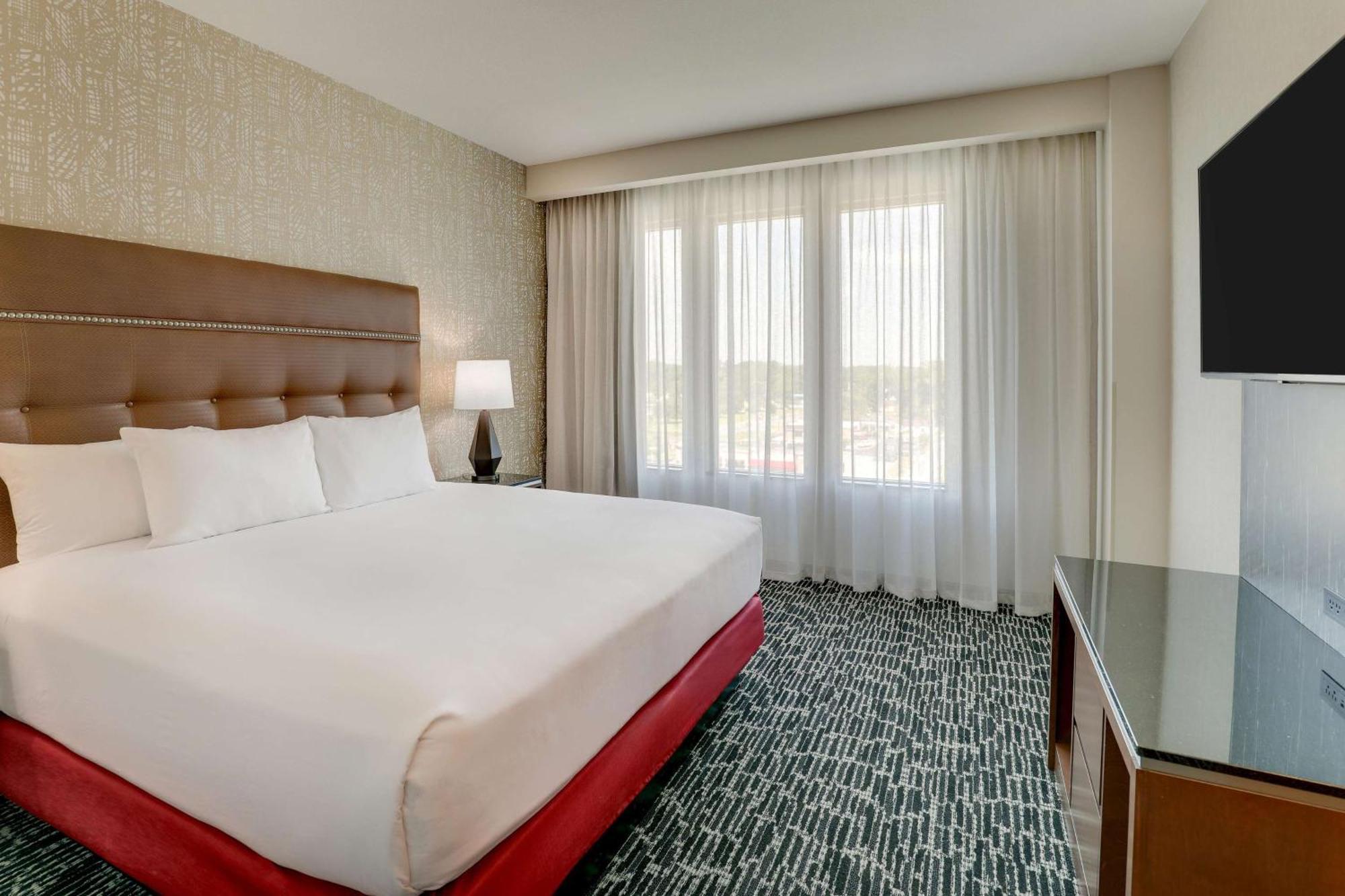 Drury Plaza Hotel Savannah بولِر المظهر الخارجي الصورة