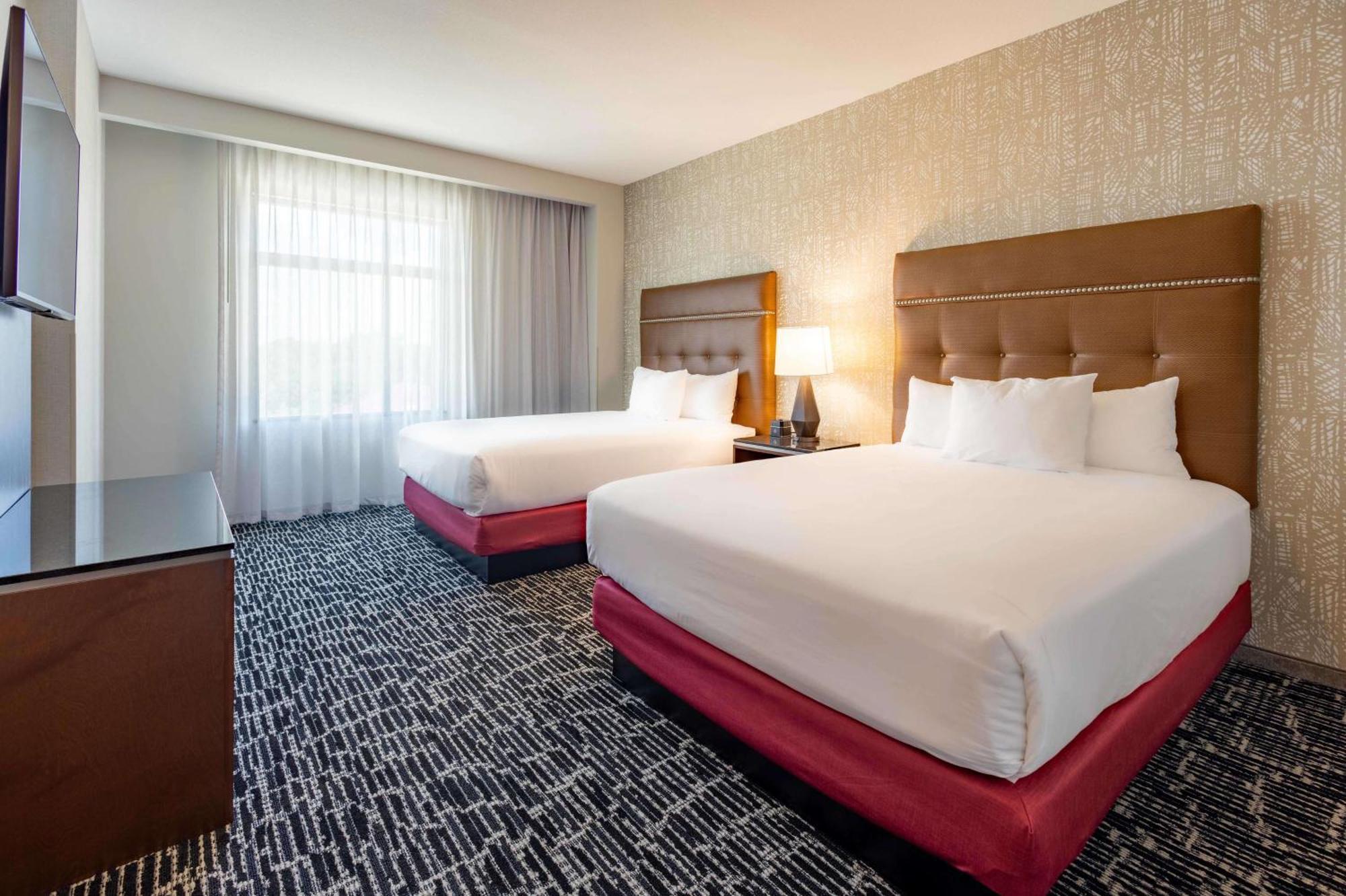 Drury Plaza Hotel Savannah بولِر المظهر الخارجي الصورة